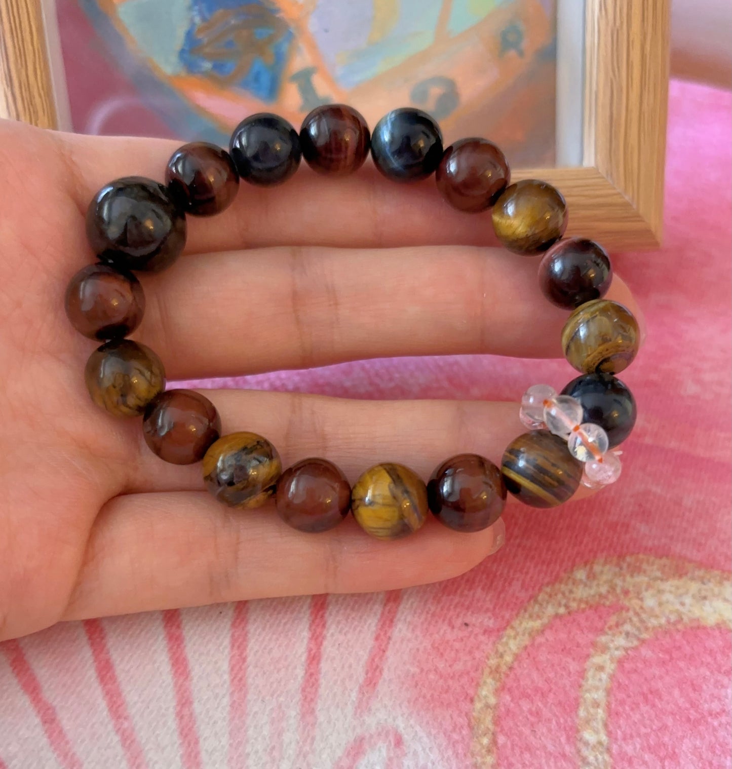 tiger eye bracelet circle display with red blue gold tiger eye beads and jade accent